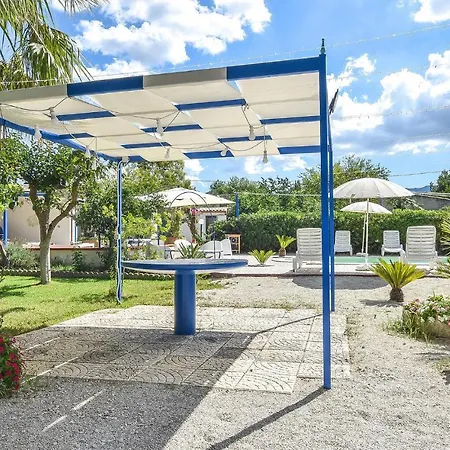 Beautiful In Holiday home Chiaramonte Gulfi